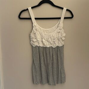 Floral Tanktop Blouse in white & grey
